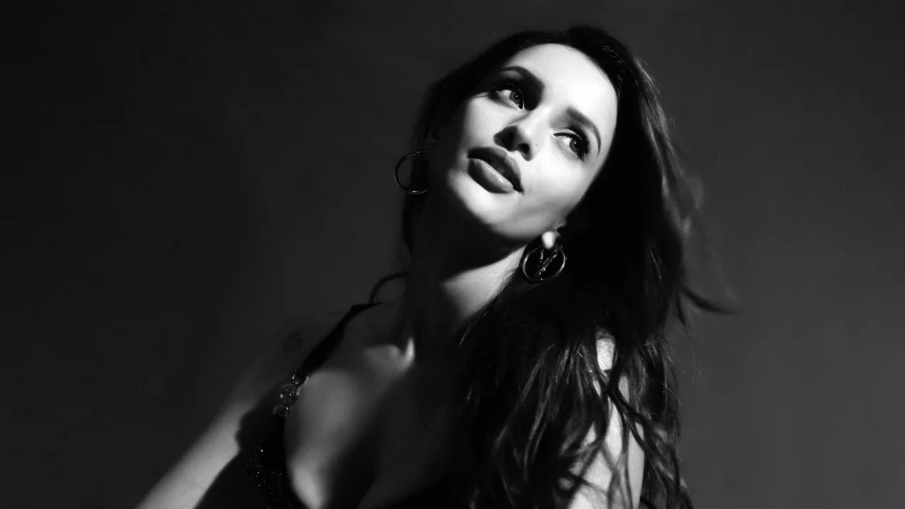 Tripti Dimri, Black and White, Indian actress, Dark background, Monochrome, 5K