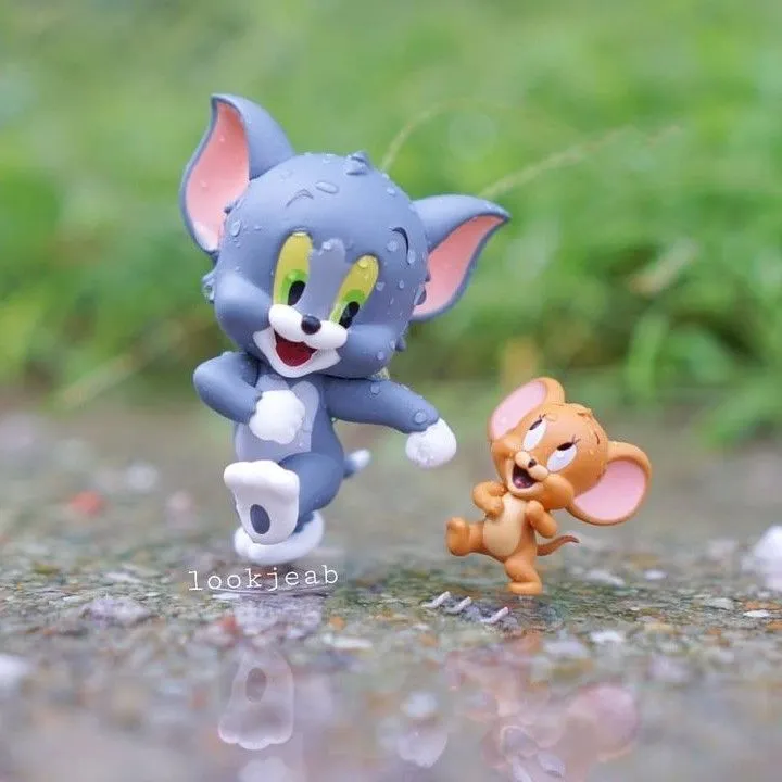 43k Likes, 310 Comments - MINISO (@miniso.official) on Instagram: “🌈Dancing in the rain, Sharing the joy with good friends🐭 🐱Photo shared by@myspace_myhappytime . .…”