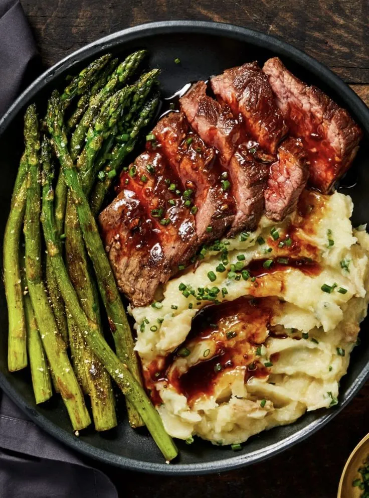 Bavette Steak & Roasted Garlic Pan Sauce