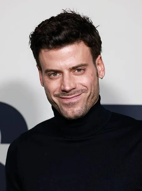 303 Photos & High Res Pictures - Getty Images