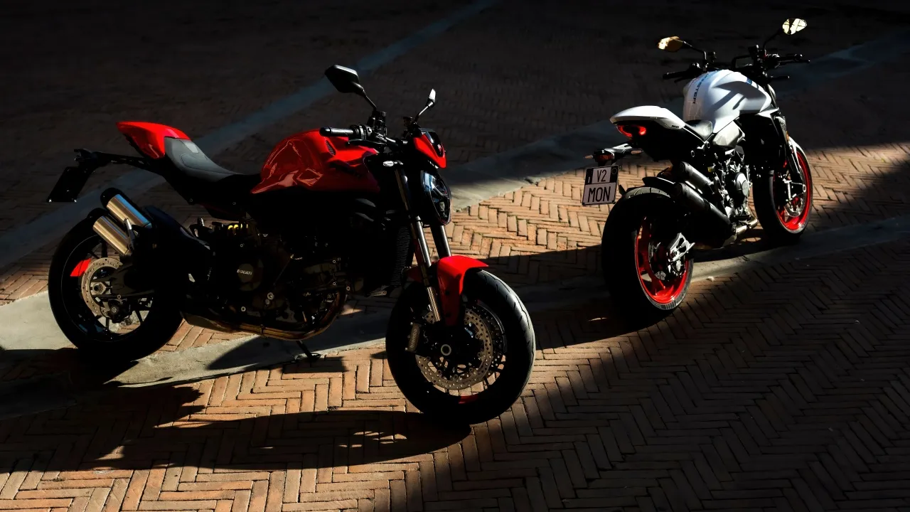 Ducati Monster V2, Sports bikes, 2026, 5K