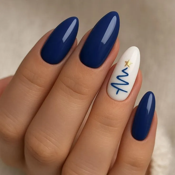 18 Gorgeous Blue Winter Nail Ideas - The Long Whiskers