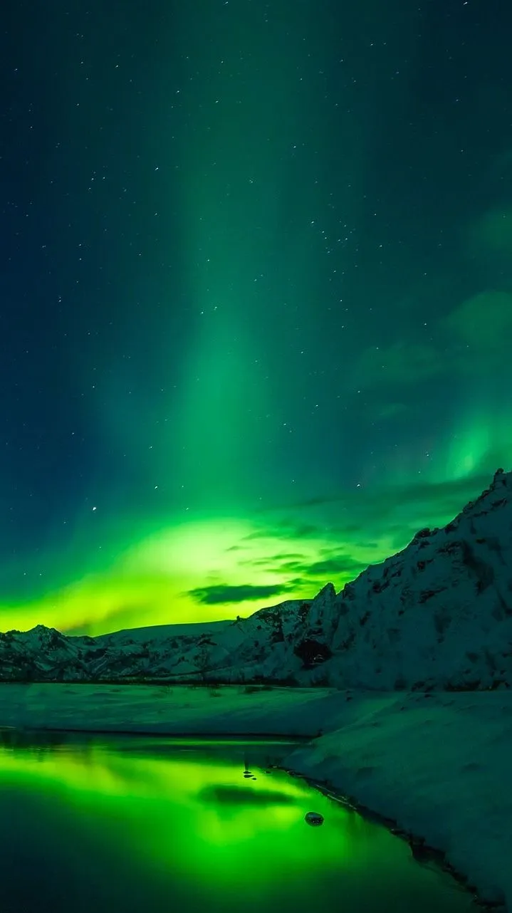 20 Photos That Prove Iceland is the land of Ice and Fire - Drifter Planet