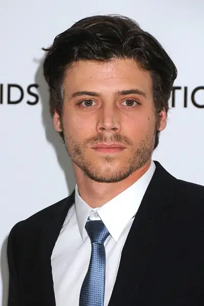 Should-be Christain Grey, François Arnaud