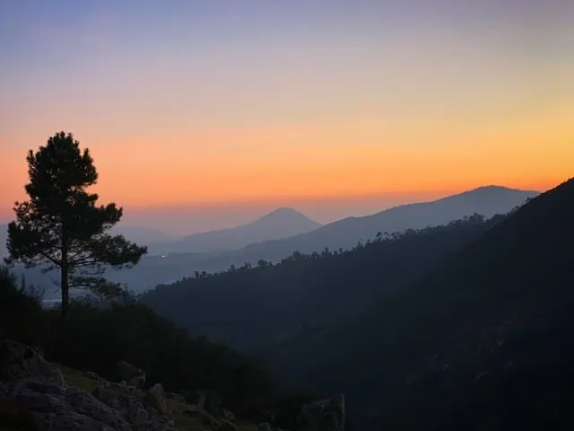 Free Silhouettes Mountains photo and picture