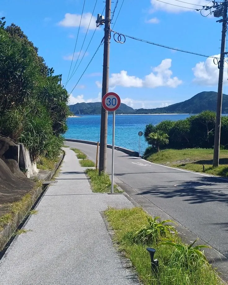 When we think of Japan, most of us imagine the buzz of Tokyo or the temples of Kyoto but Okinawa has its own magic waiting to be discovered. With turquoise waters, soft white-sand beaches, and a tropical vibe, it’s often called the “Hawaii of Japan.” Life