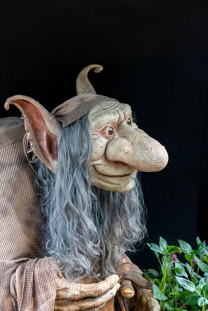 Free Witch Phone Wallpaper photo and picture