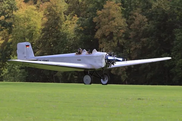 Free Antique Car Travel Plane photo and picture