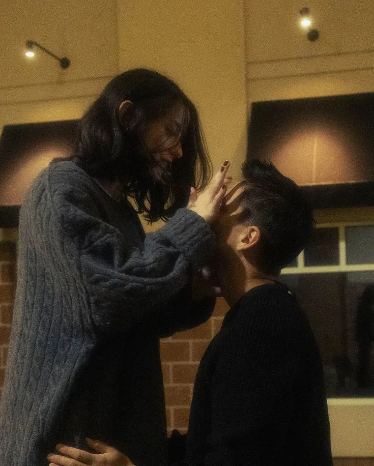 fun fact, Soph walked down the aisle to this song🥲#coupleshoot #paphotographer #loveshoot #777luckyfish #ldocumentoryphotography #storytellingphotography #storytelling #authenticlovemag #lalaland