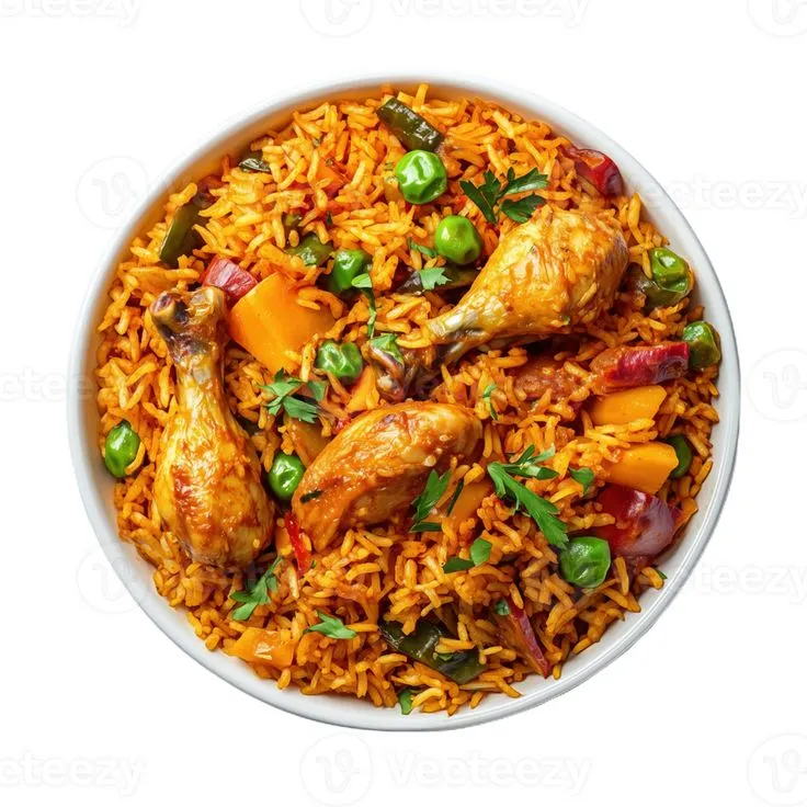 autêntico nigeriano jollof arroz servido com frango e legumes dentro uma tigela