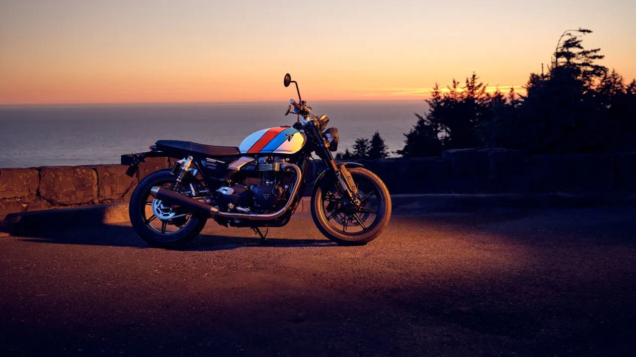Triumph Speed Twin 900, 2025, 5K, Motorcycle, Sunset