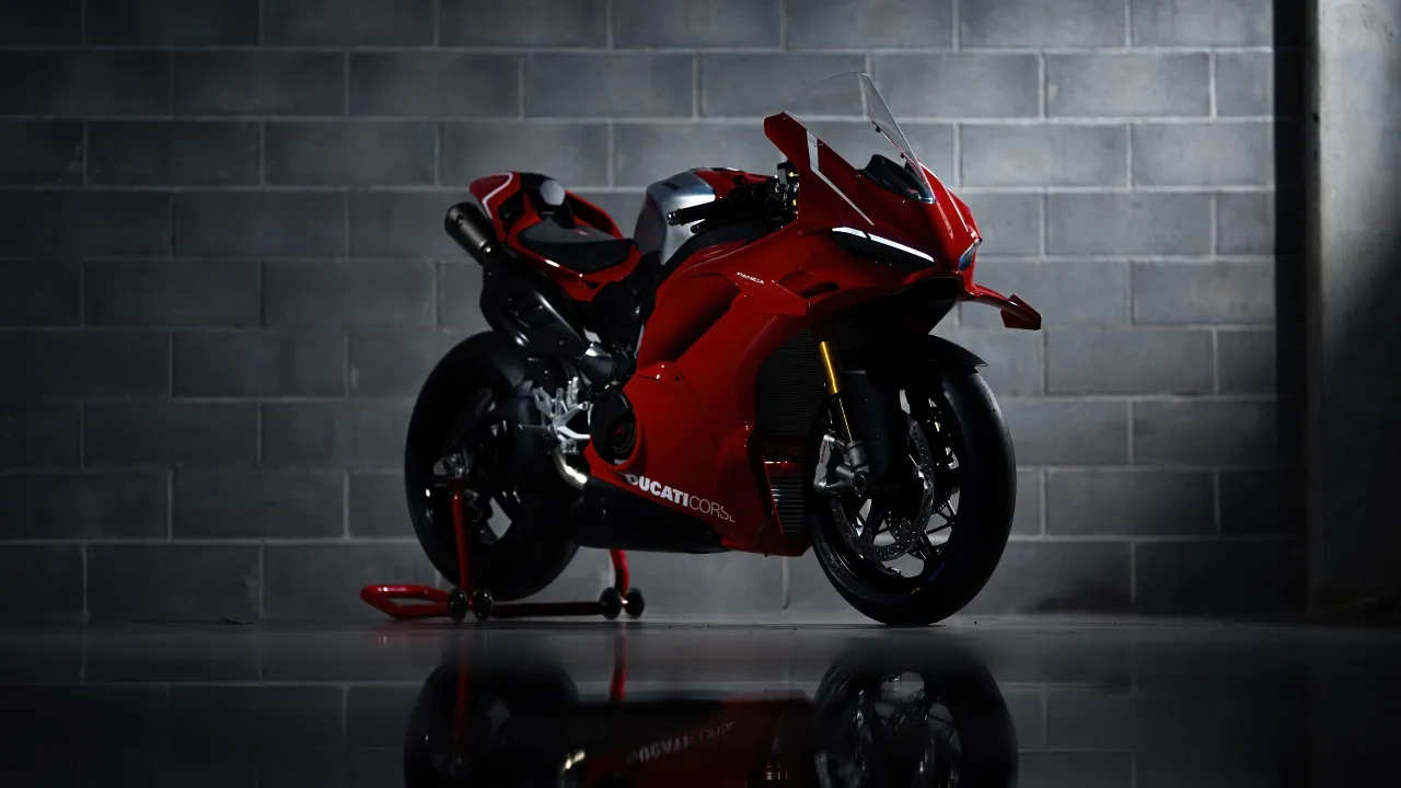 Ducati Panigale V4 R, Performance bike, Red bikes, 5K, Sports bikes, 2026
