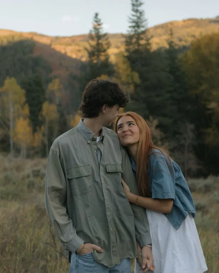 afton + parker ✨🤎 the 20 pictures are really saving me because there’s no way I could just choose 10 from this gallery… #fallcouplepictures #couplelove #photographer #couplesphotographer #love #newlyengaged #couplesphotoshoot #fall #utahfallphotos